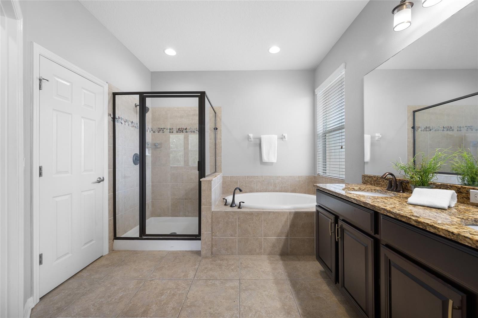 1405 PARKER DEN DR — photo 70
