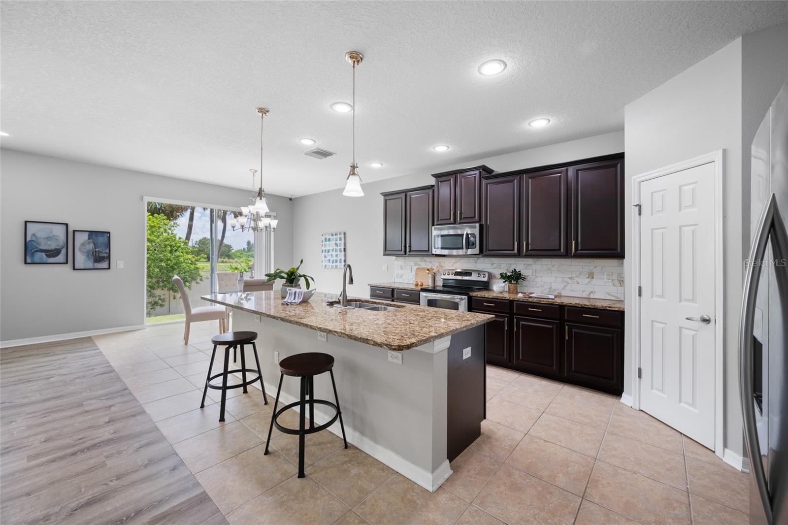 1405 PARKER DEN DR — photo 55
