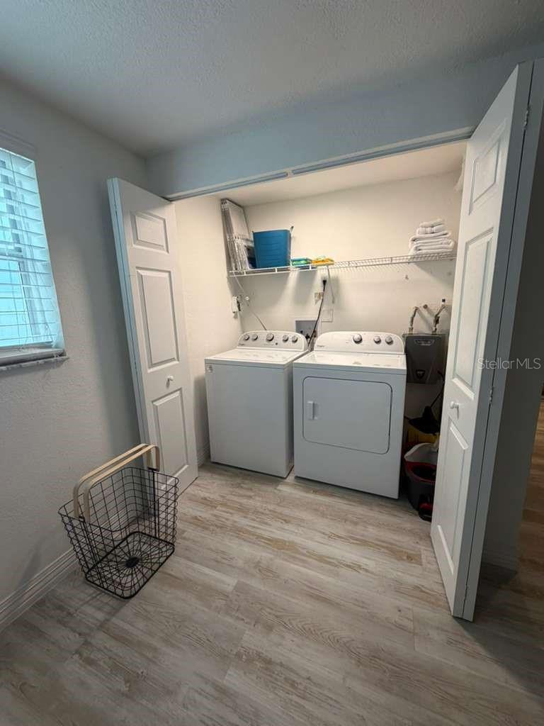4714 W LAWN AVE — photo 25
