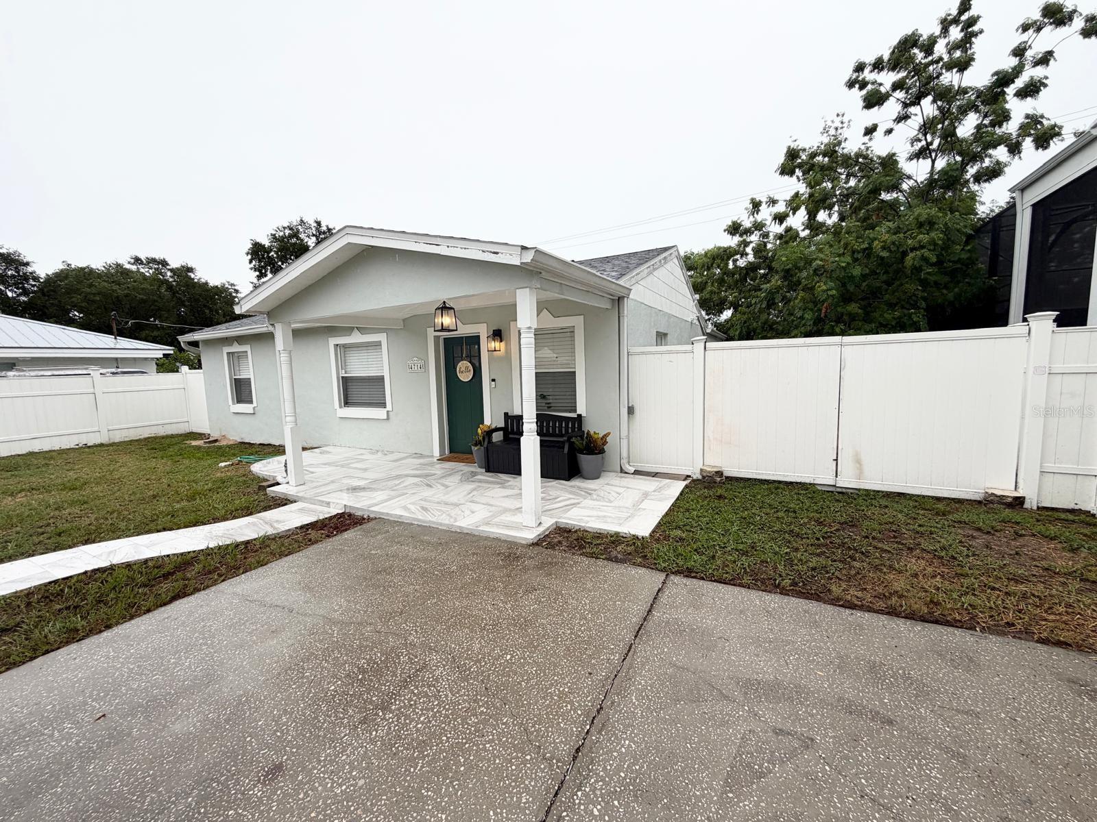 4714 W LAWN AVE — photo 4