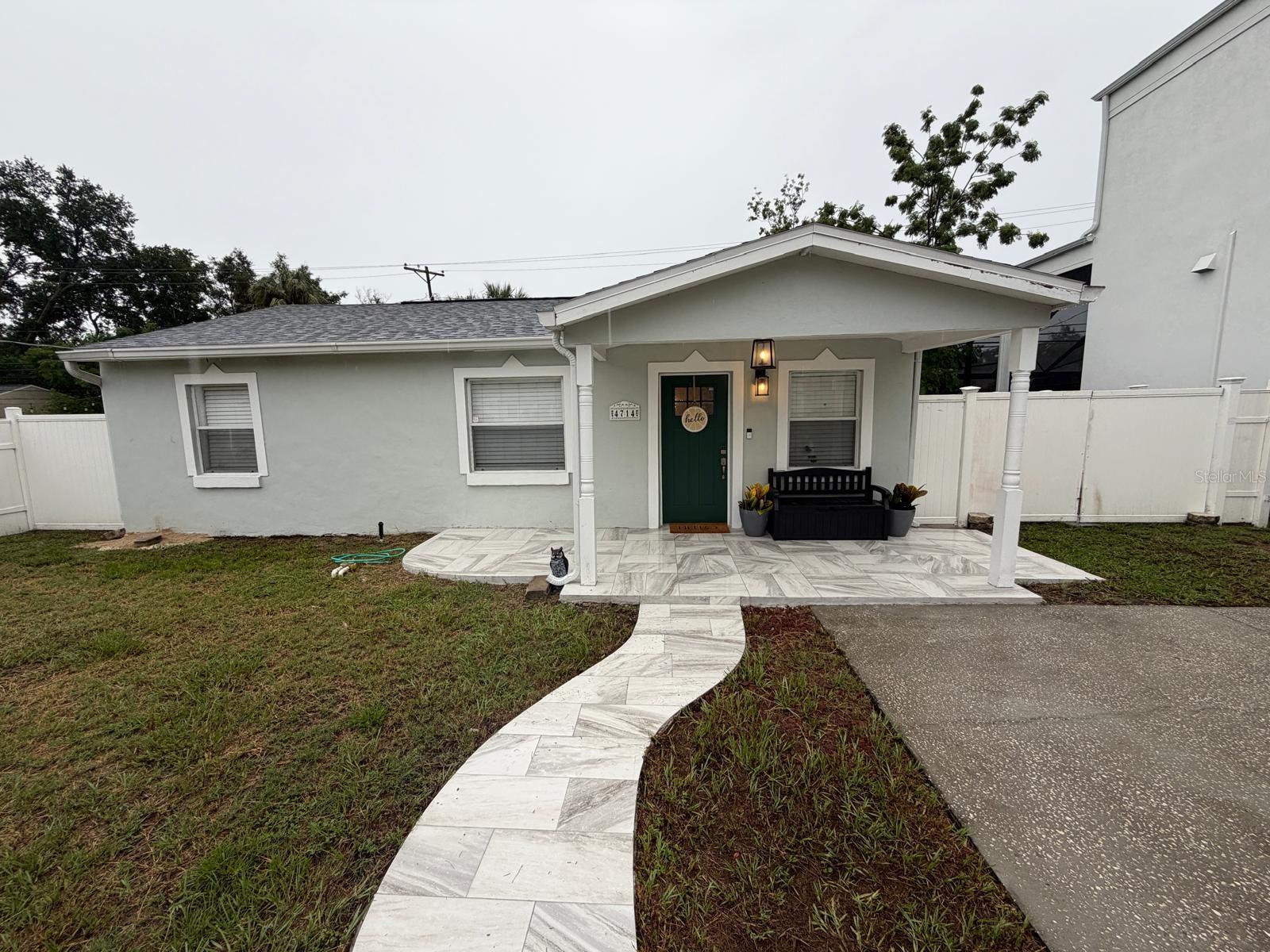 4714 W LAWN AVE — photo 2