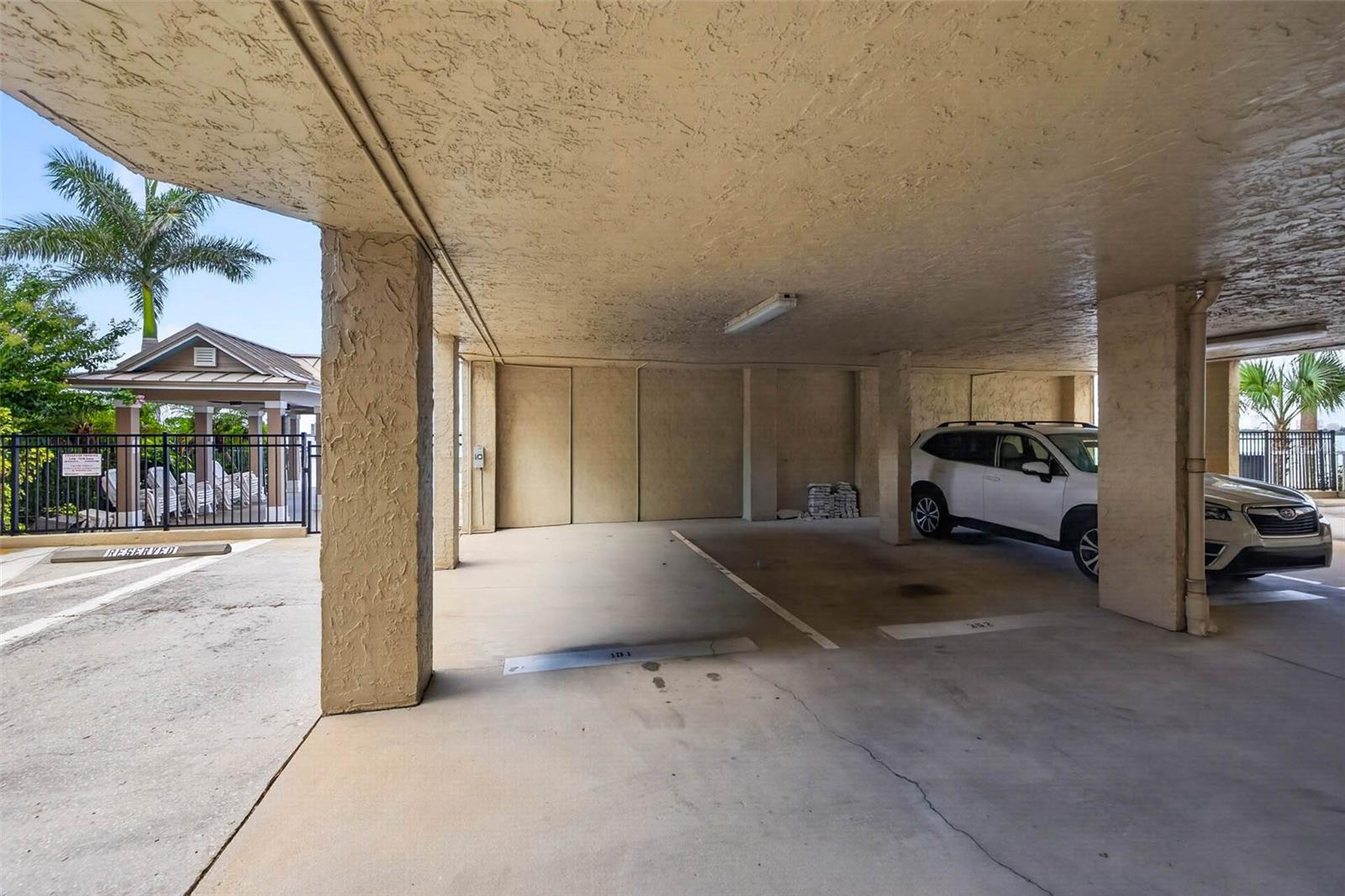 602 LIME AVE #101 — photo 31