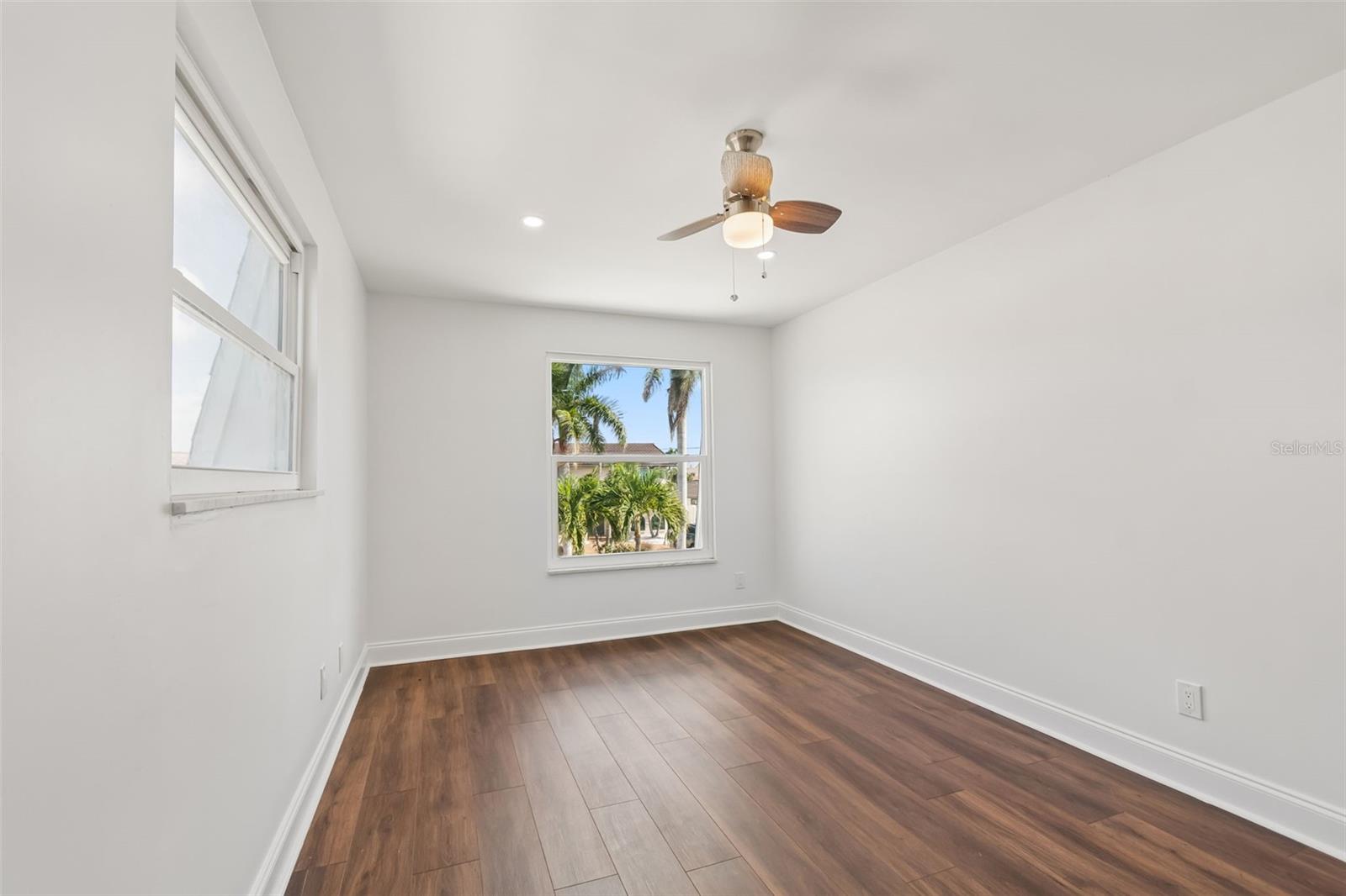 775 CAPRI BLVD — photo 41