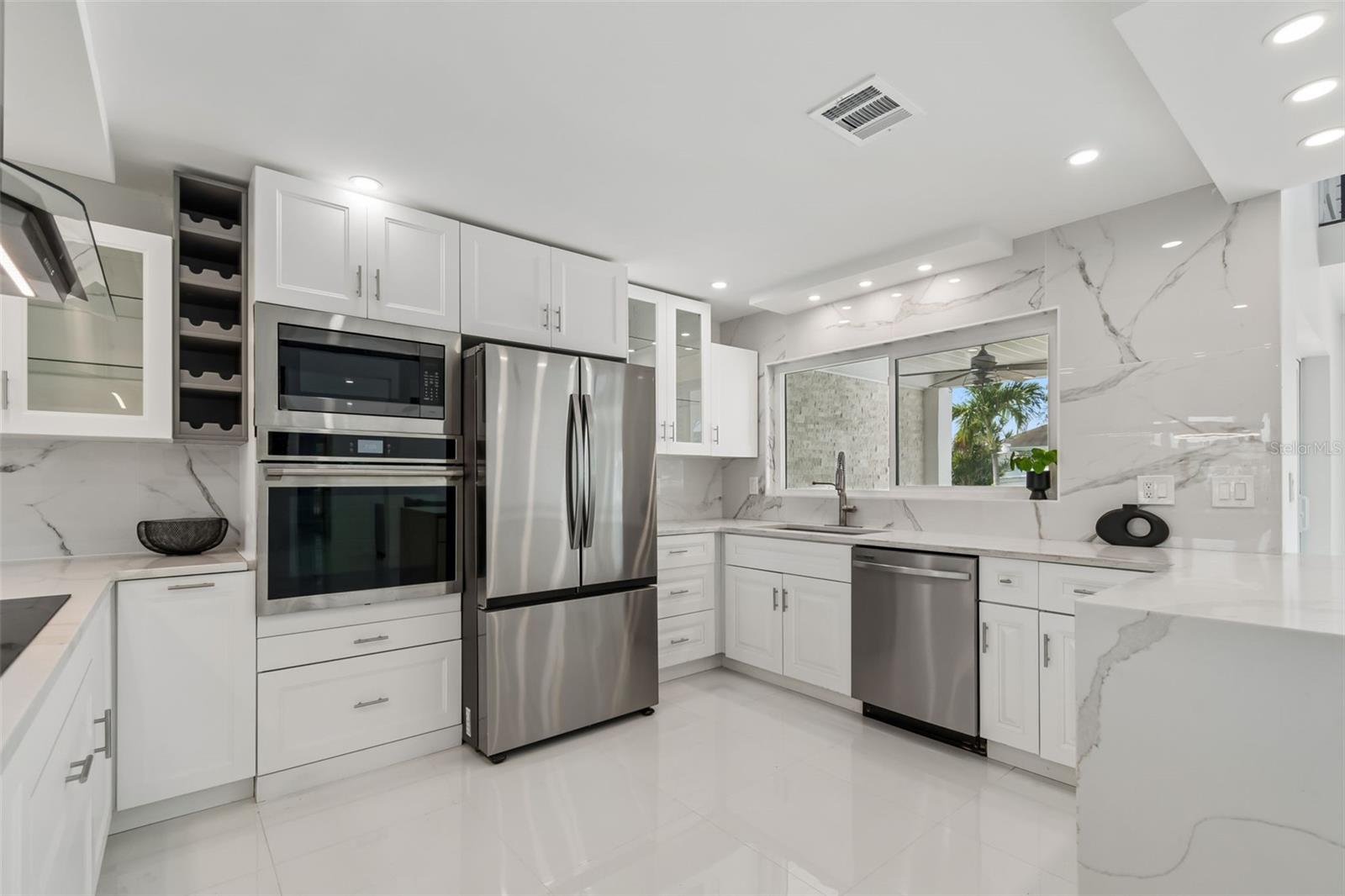 775 CAPRI BLVD — photo 12