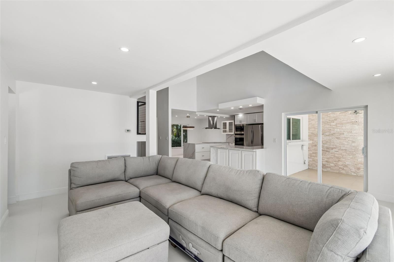 775 CAPRI BLVD — photo 16