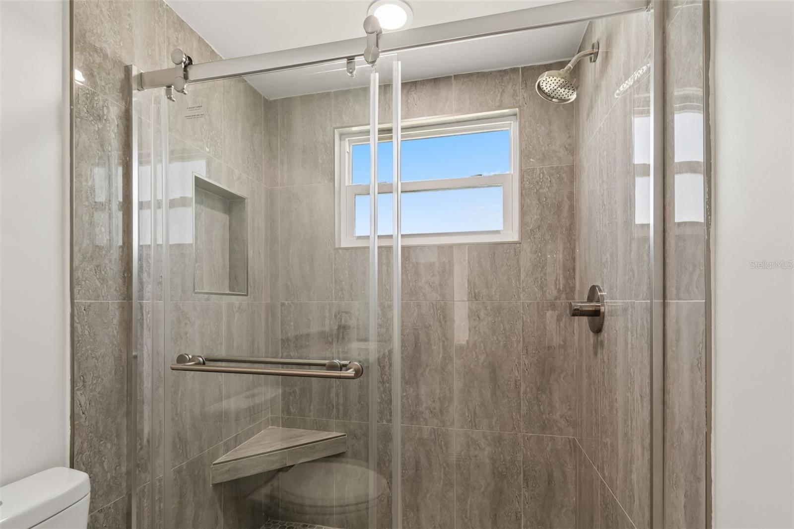 775 CAPRI BLVD — photo 36
