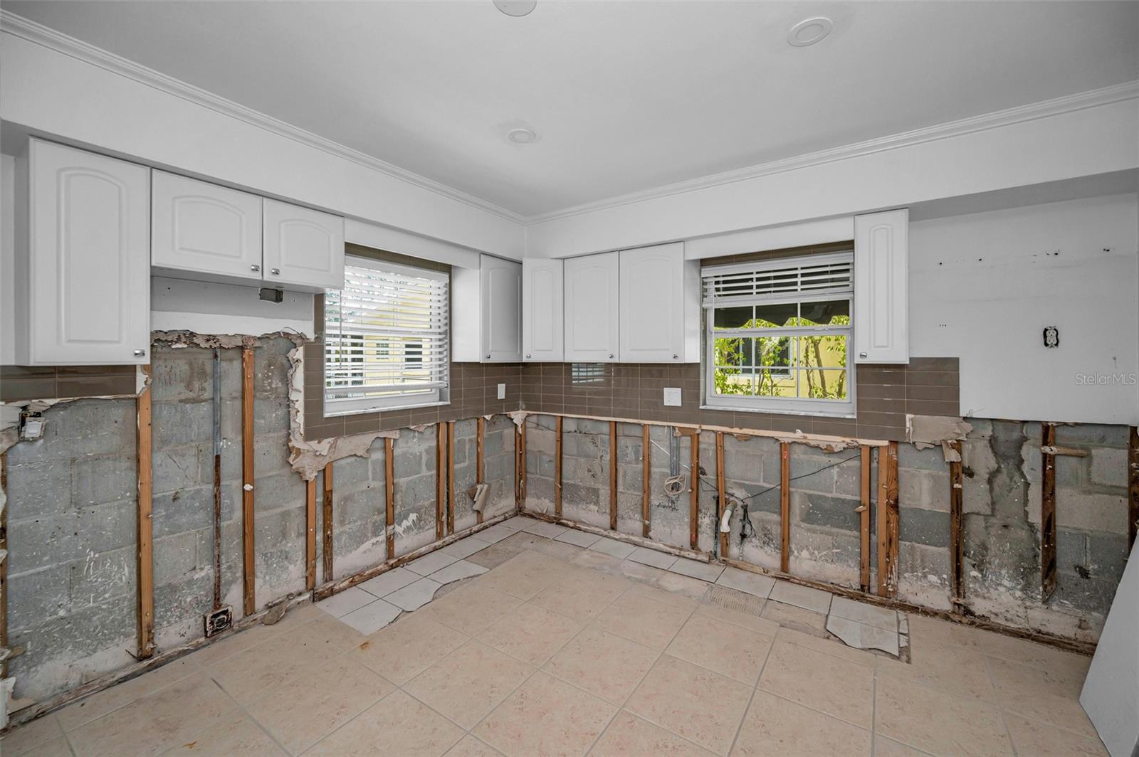 910 SNELL ISLE BLVD NE — photo 11