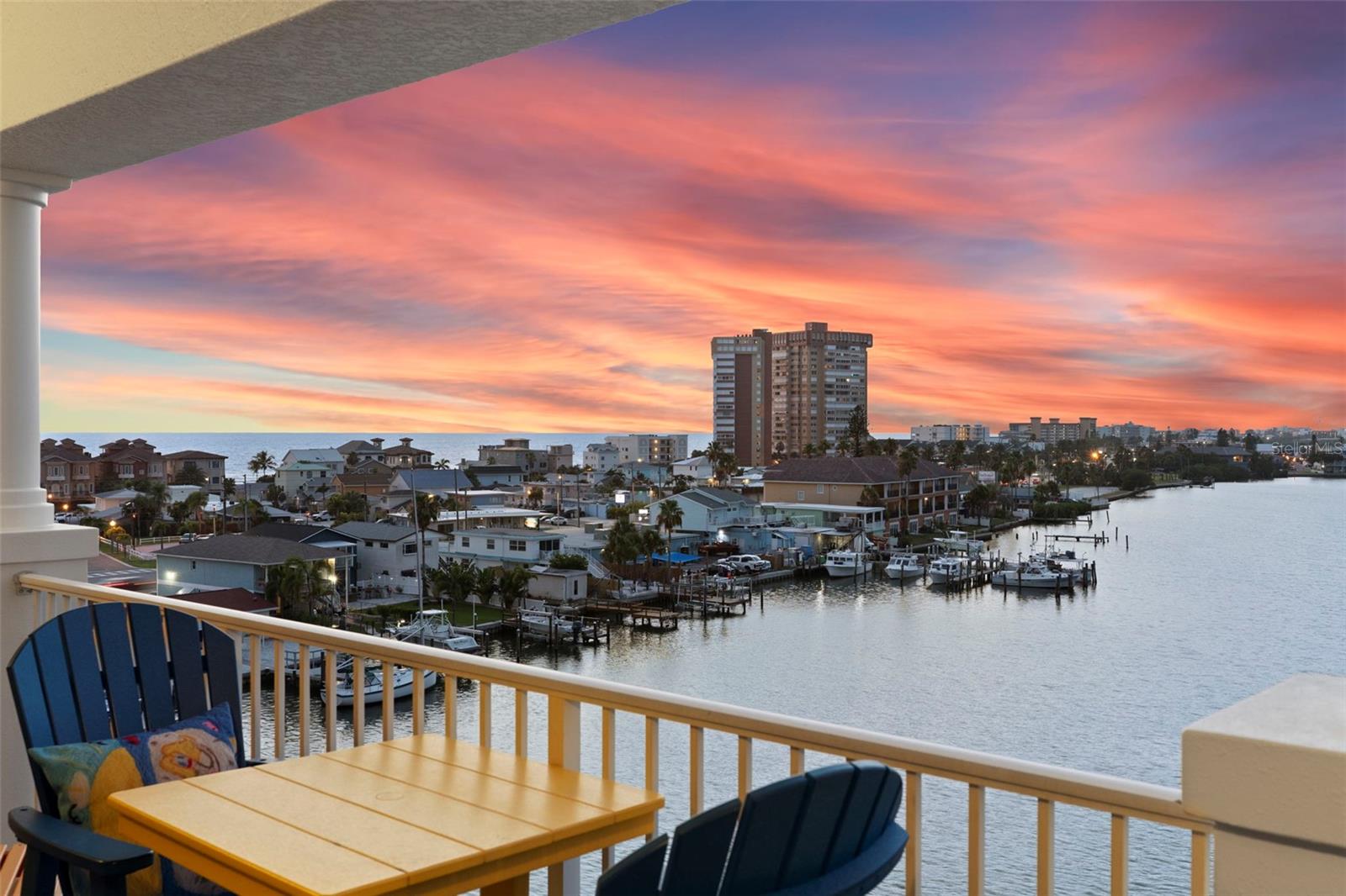 17717 GULF BLVD #604 — photo 32