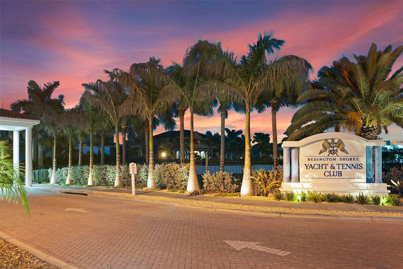 17717 GULF BLVD #604 — photo 4