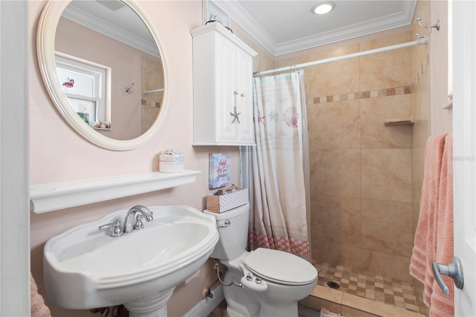 3326 BOUGAINVILLEA ST — photo 13