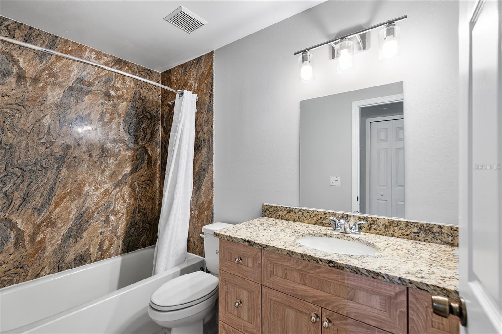 4011 LEVONSHIRE PL — photo 11
