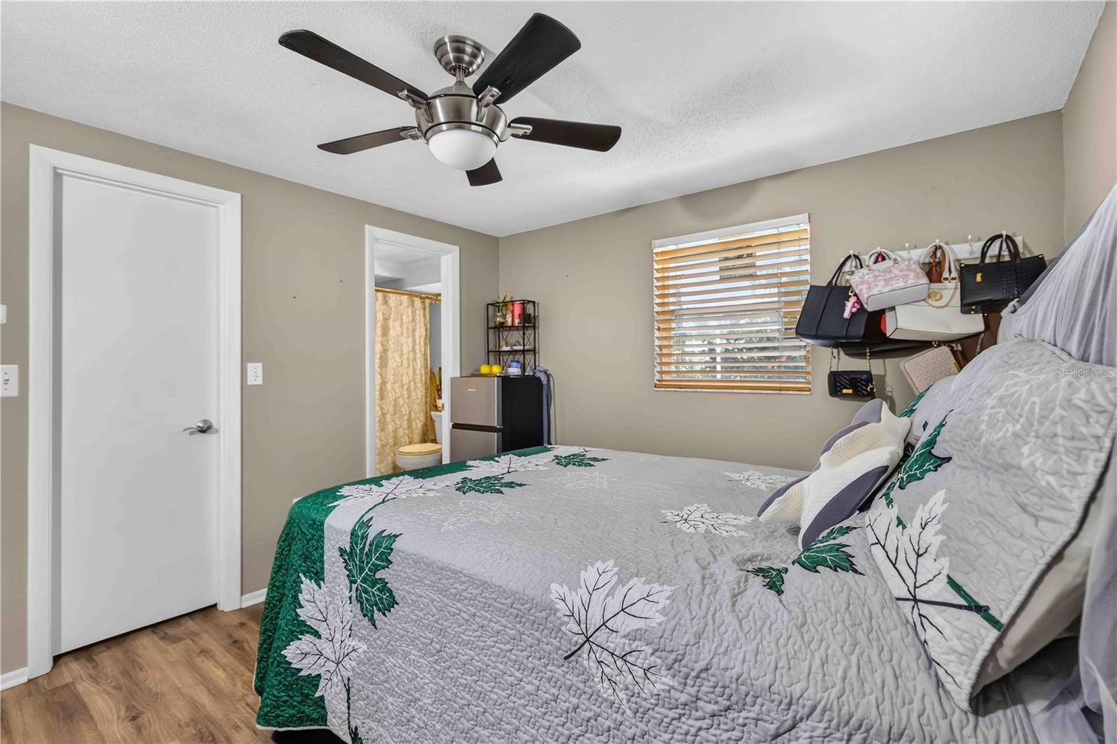 5408 EVORA AVE — photo 17