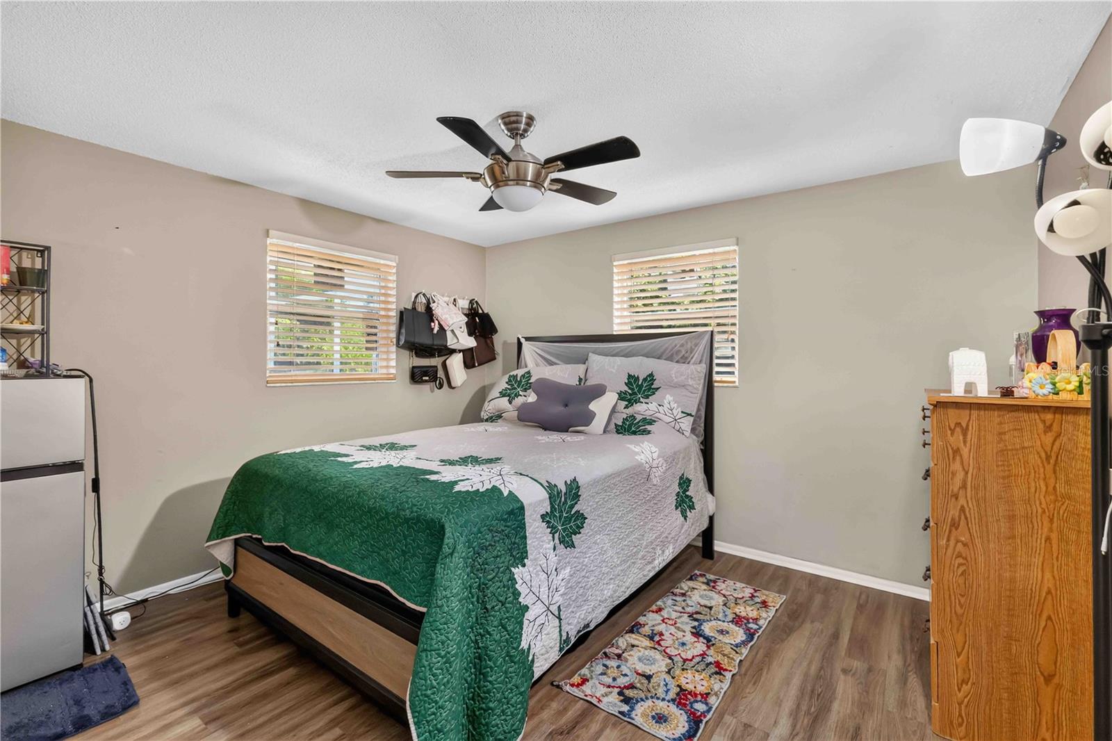 5408 EVORA AVE — photo 16