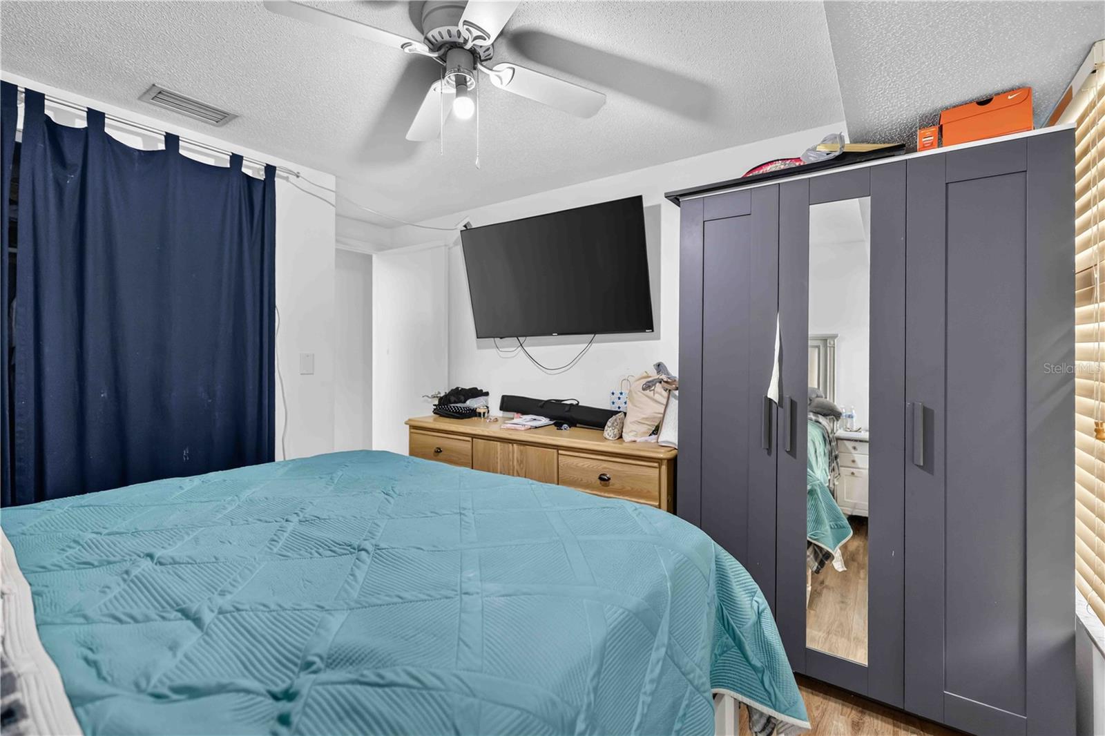 5408 EVORA AVE — photo 13