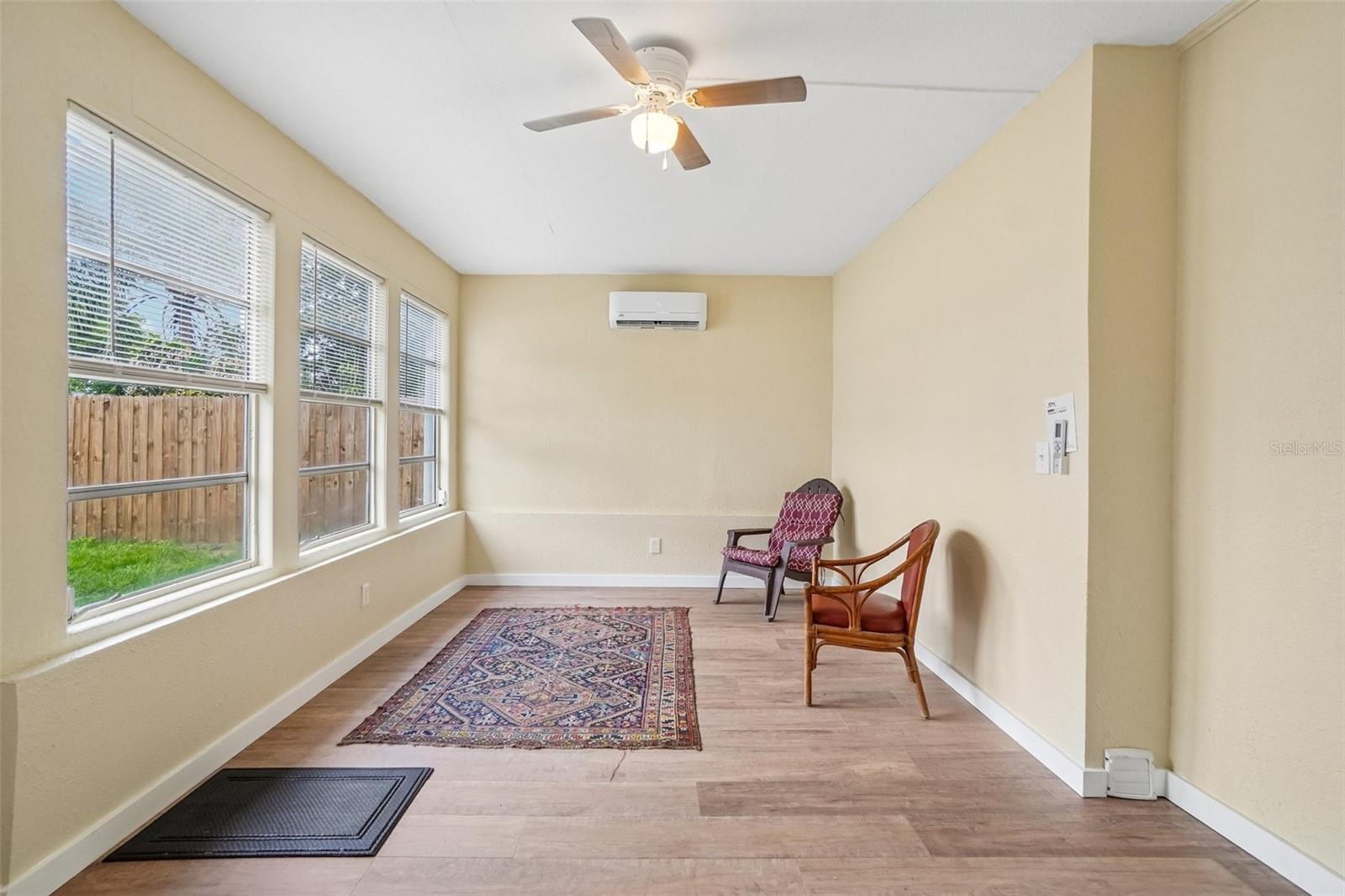 1421 TEMPLE ST — photo 17