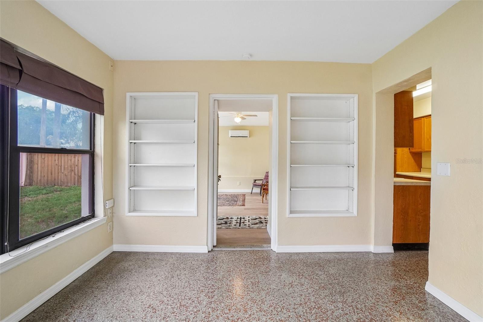 1421 TEMPLE ST — photo 15