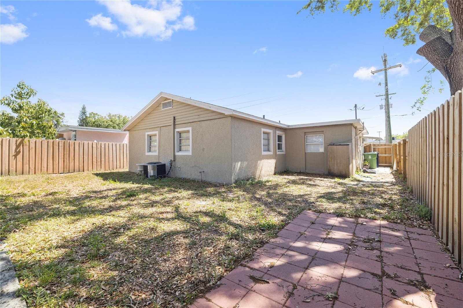 3005 W KATHLEEN ST — photo 21
