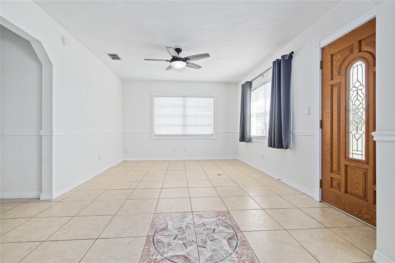 3005 W KATHLEEN ST — photo 4