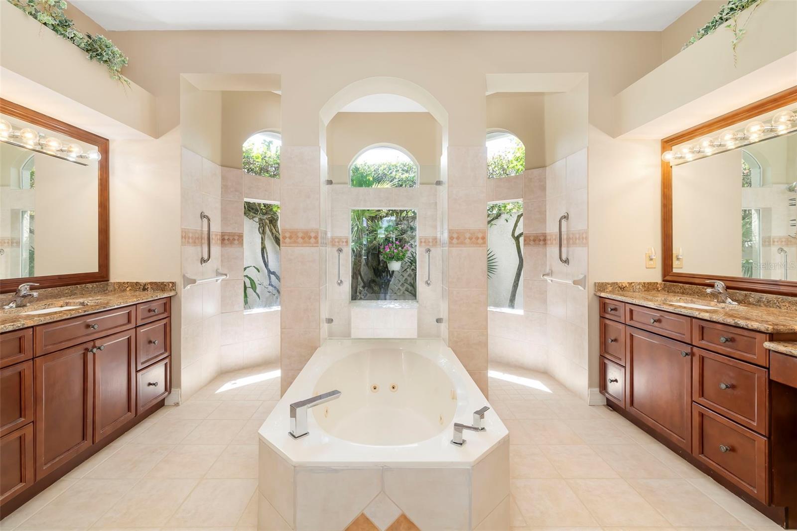 2528 TOM MORRIS DR — photo 9