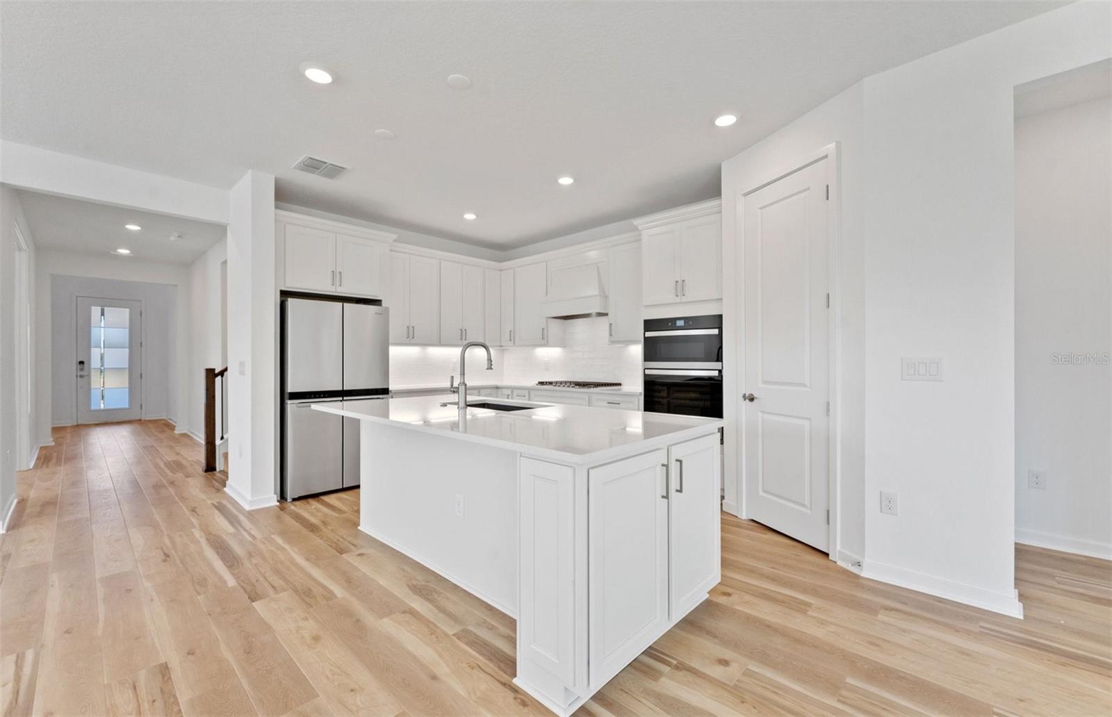 13630 BROOKSIDE HAVEN ST — photo 3