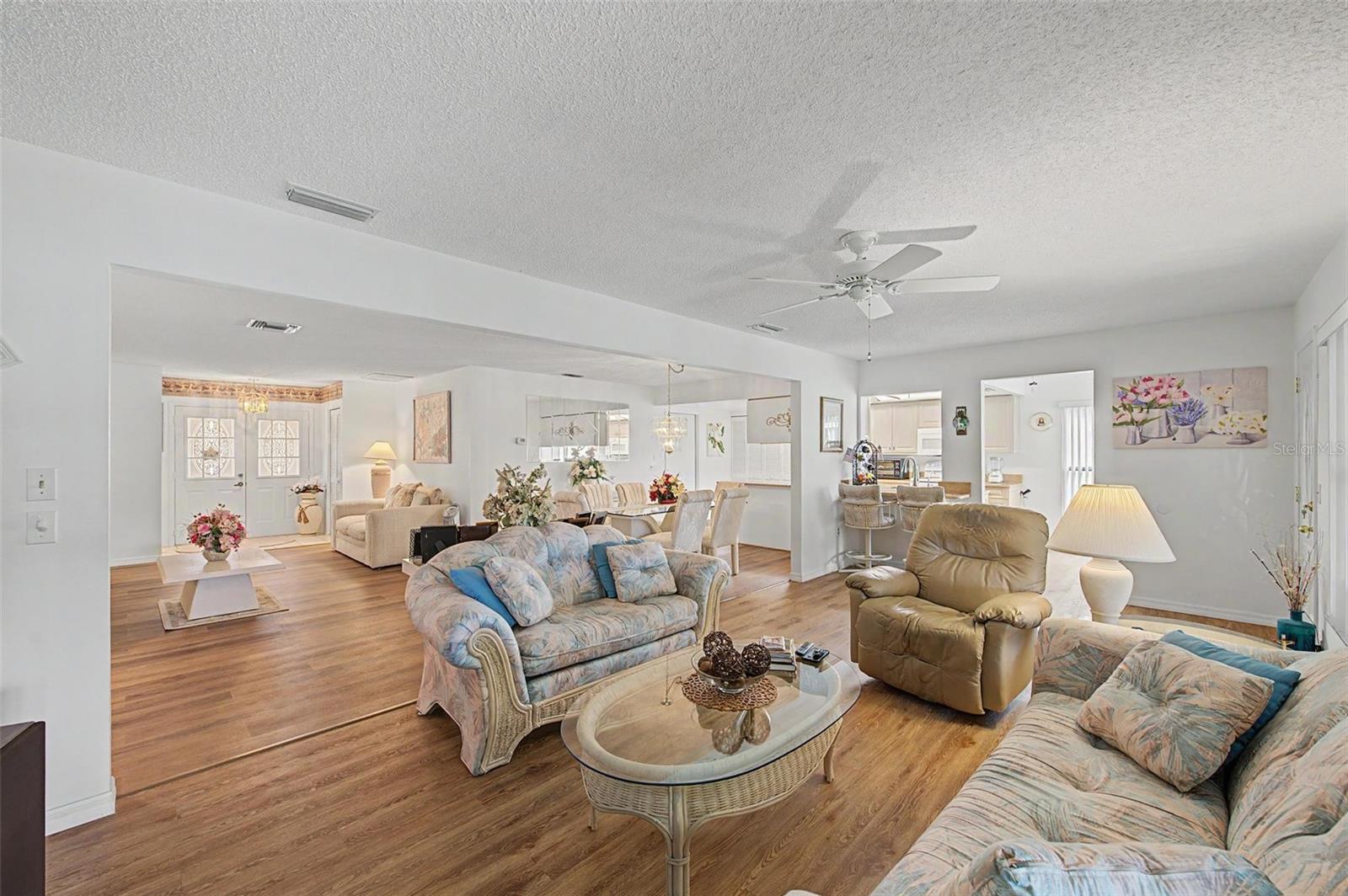 4709 PORTLAND MANOR DR — photo 12
