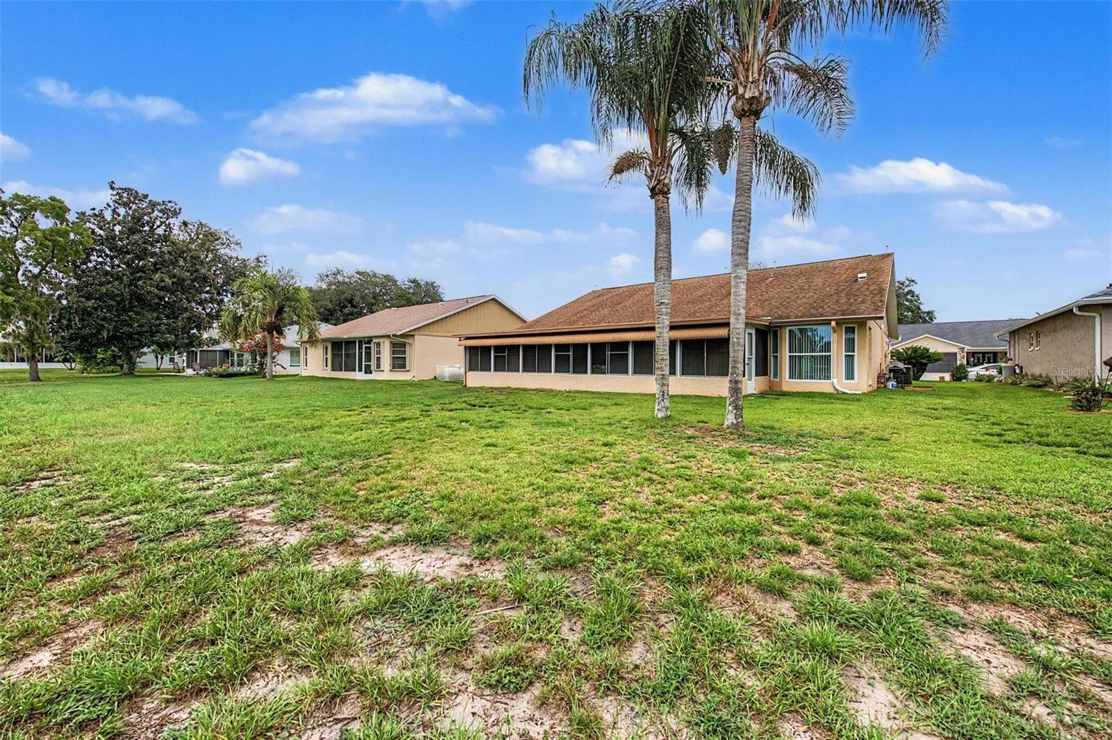 4709 PORTLAND MANOR DR — photo 32