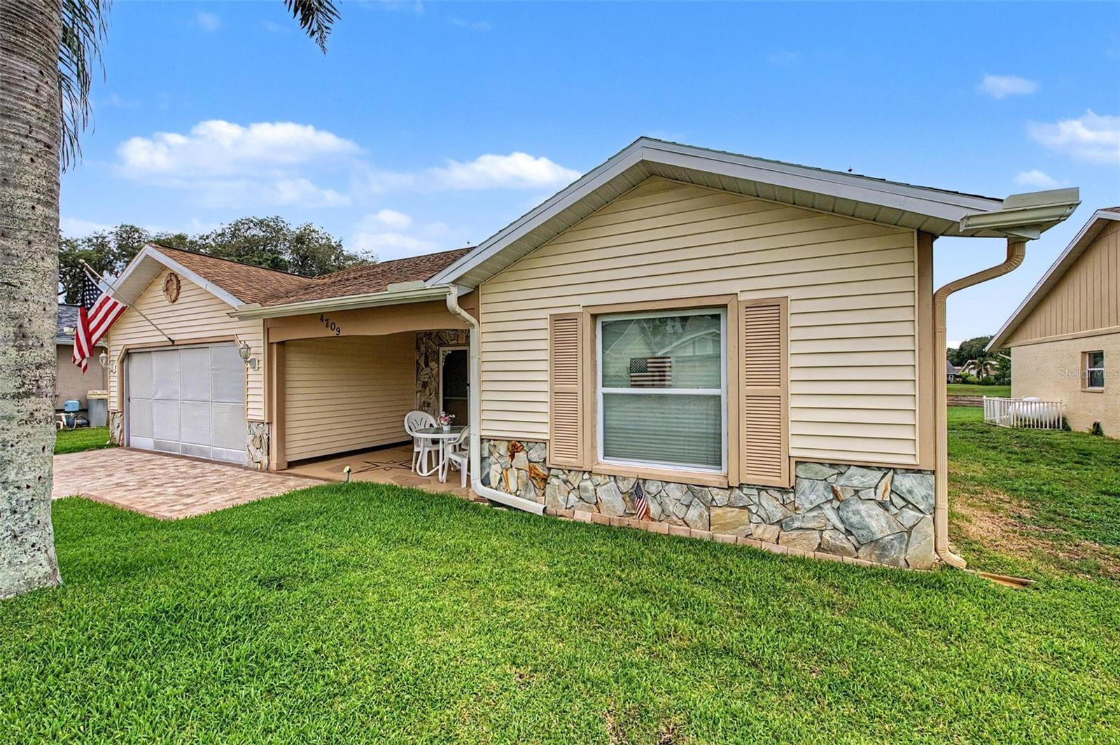 4709 PORTLAND MANOR DR — photo 2