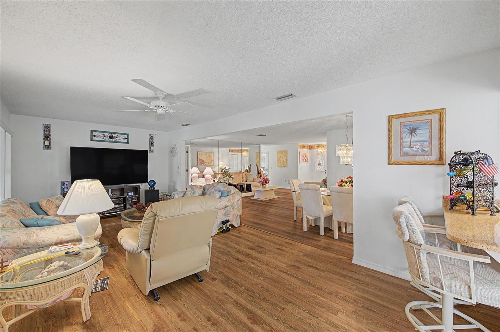 4709 PORTLAND MANOR DR — photo 10