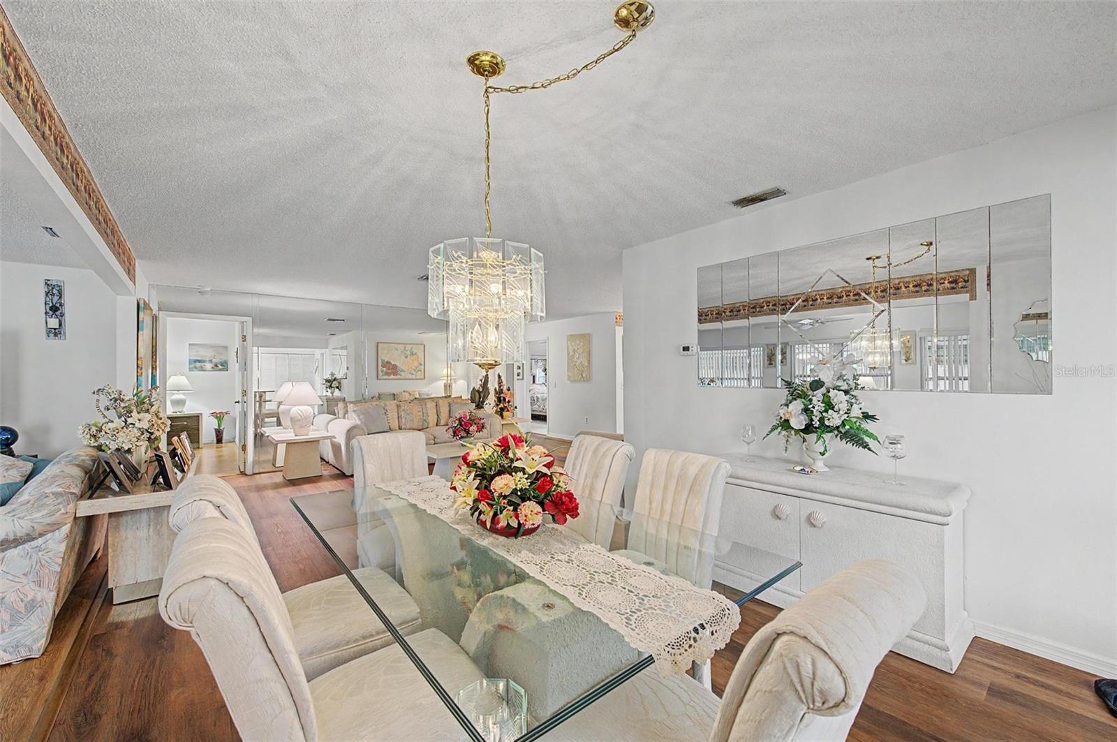 4709 PORTLAND MANOR DR — photo 14