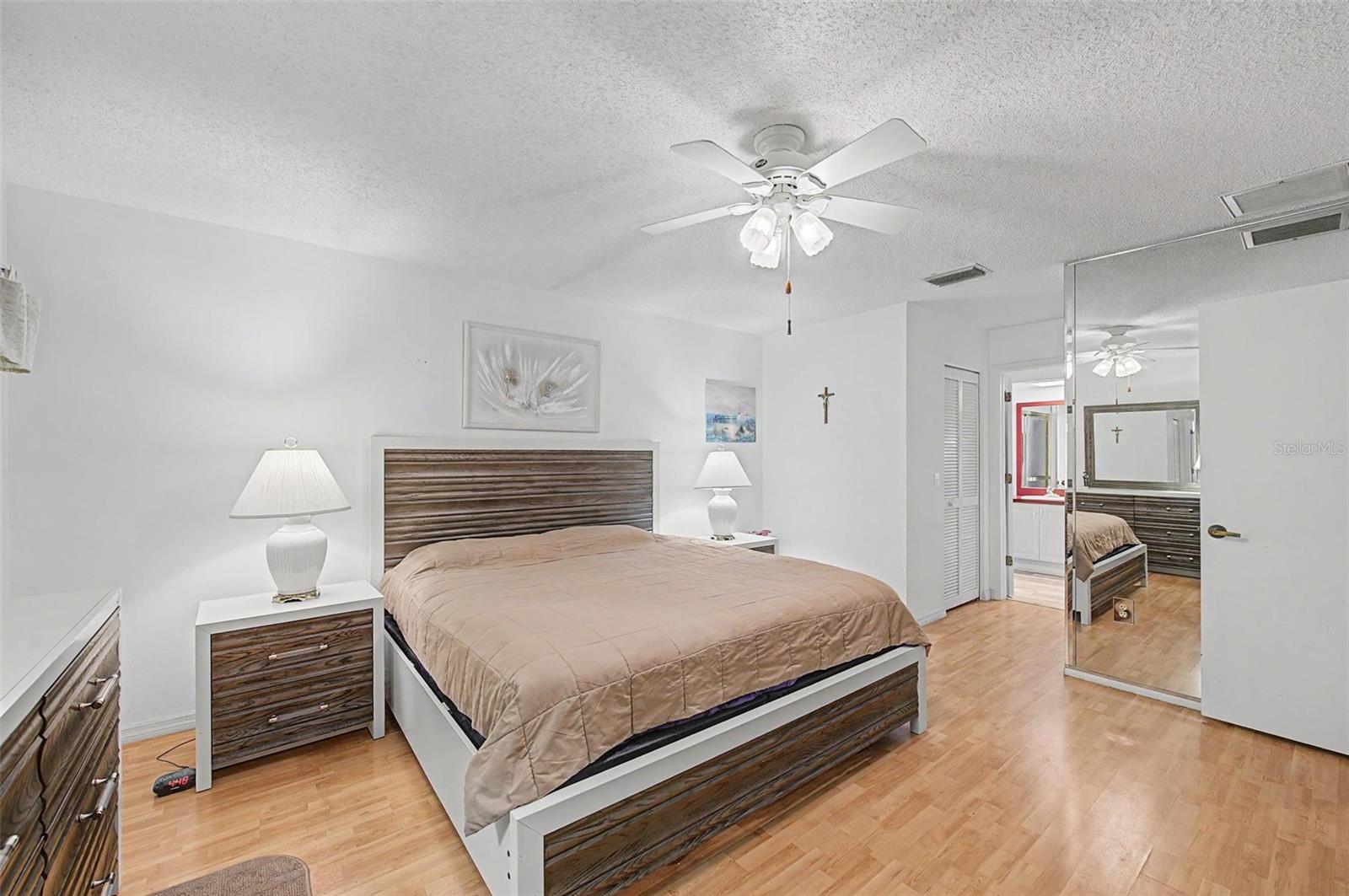 4709 PORTLAND MANOR DR — photo 23