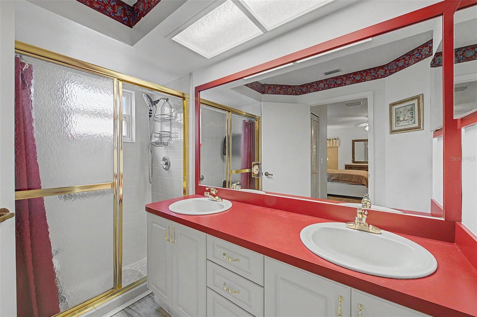4709 PORTLAND MANOR DR — photo 25
