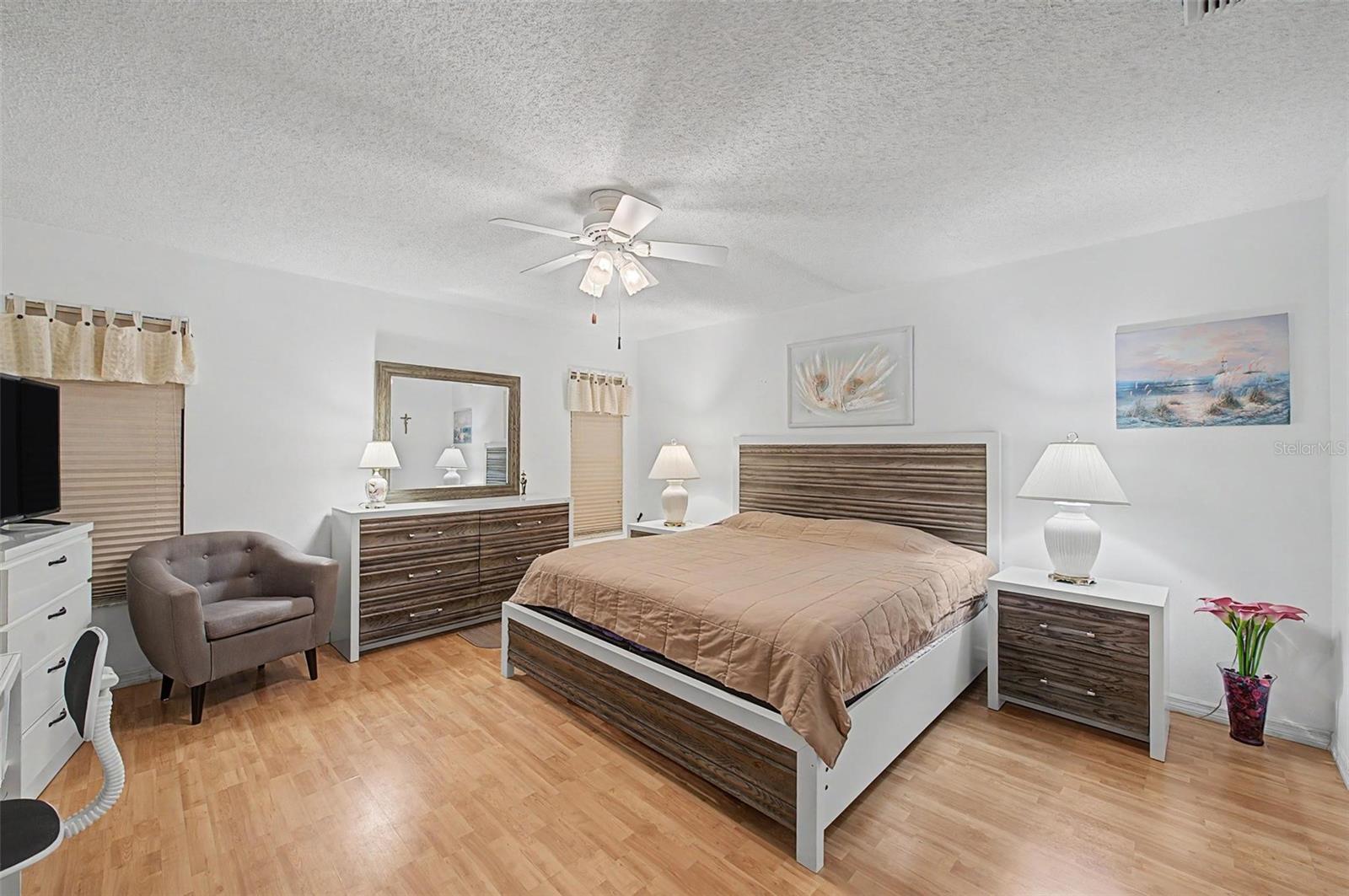 4709 PORTLAND MANOR DR — photo 22