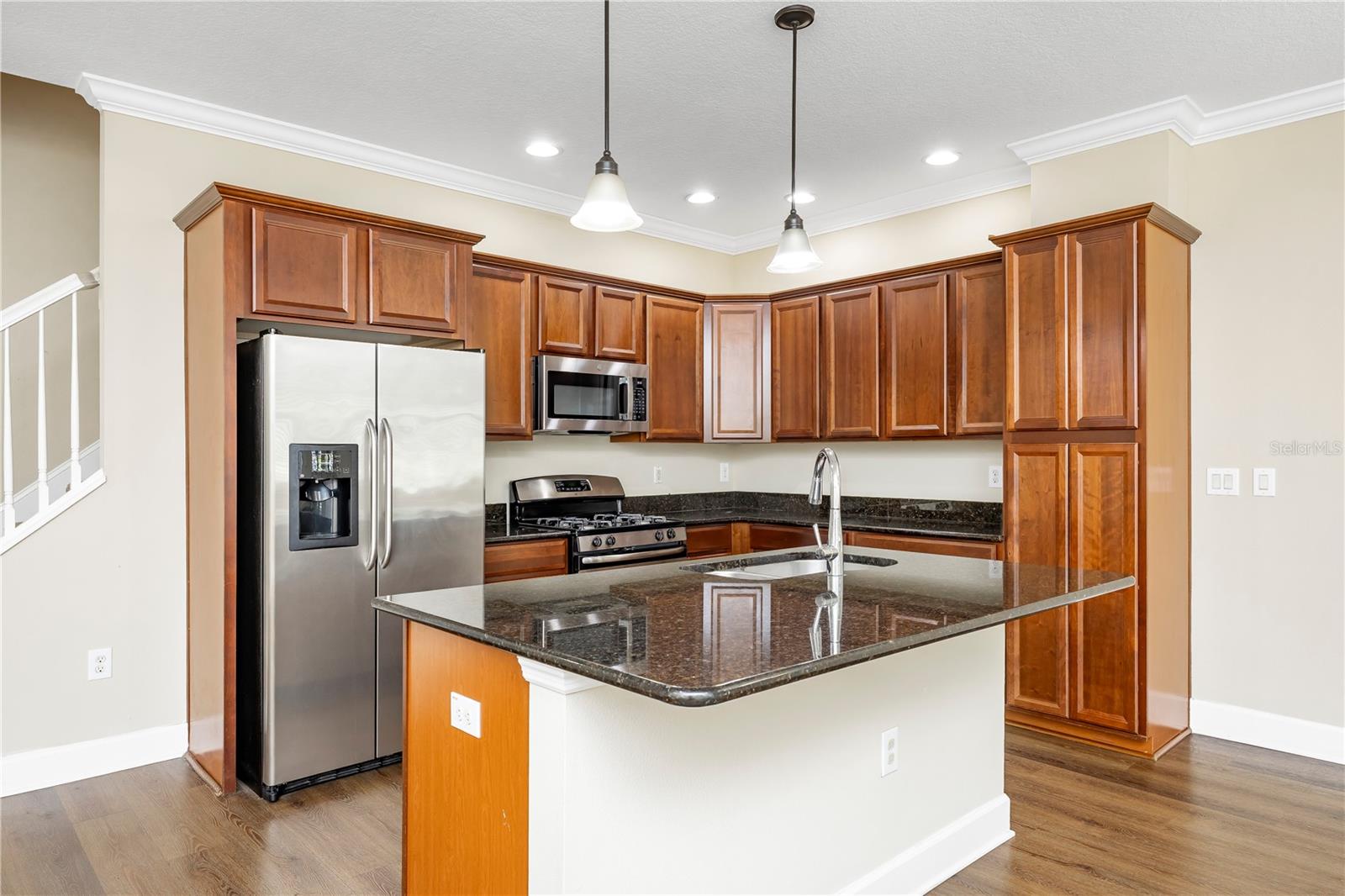 6112 FISHHAWK CROSSING BLVD — photo 4