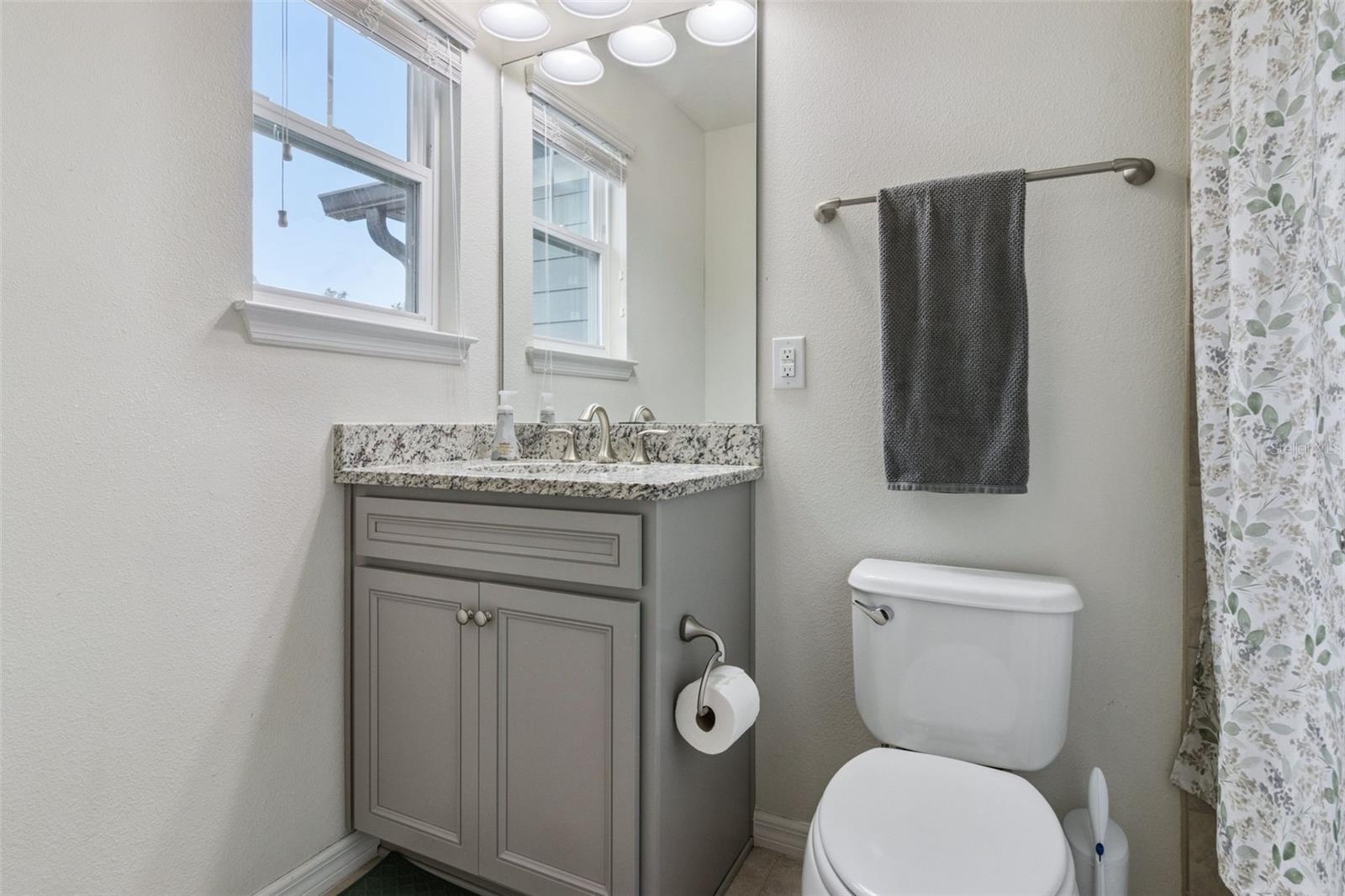 5329 SYLVESTER LOOP — photo 23