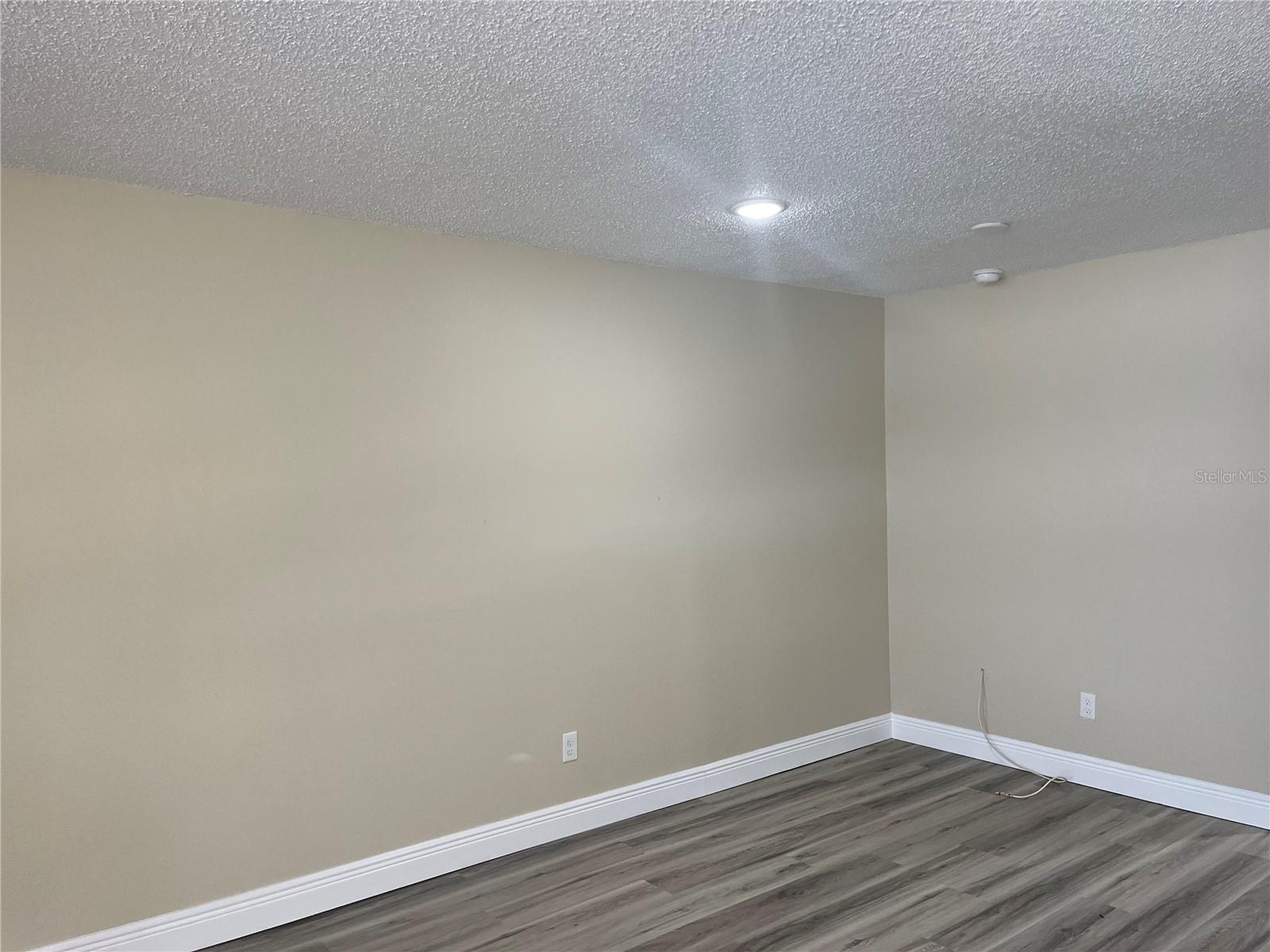9105 TUDOR DR #F103 — photo 5