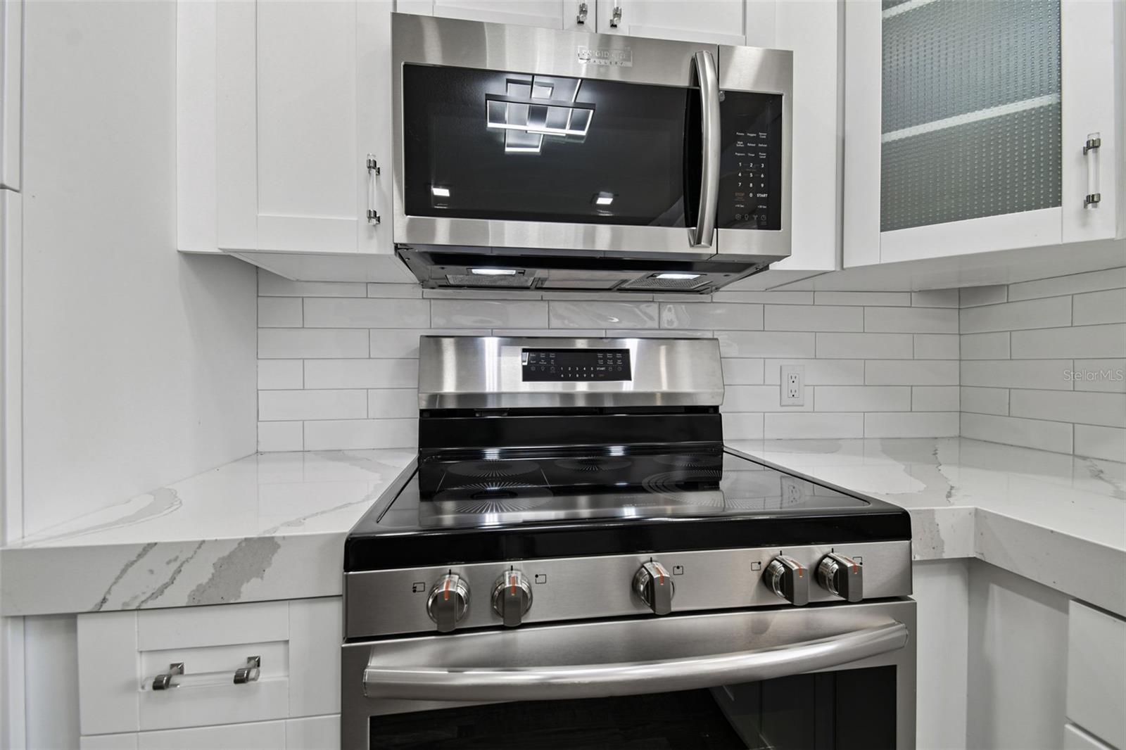 4036 CORTEZ DR #A — photo 12