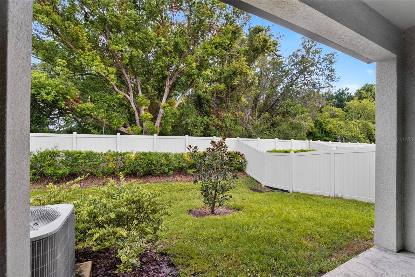 2597 CHARLAN — photo 42