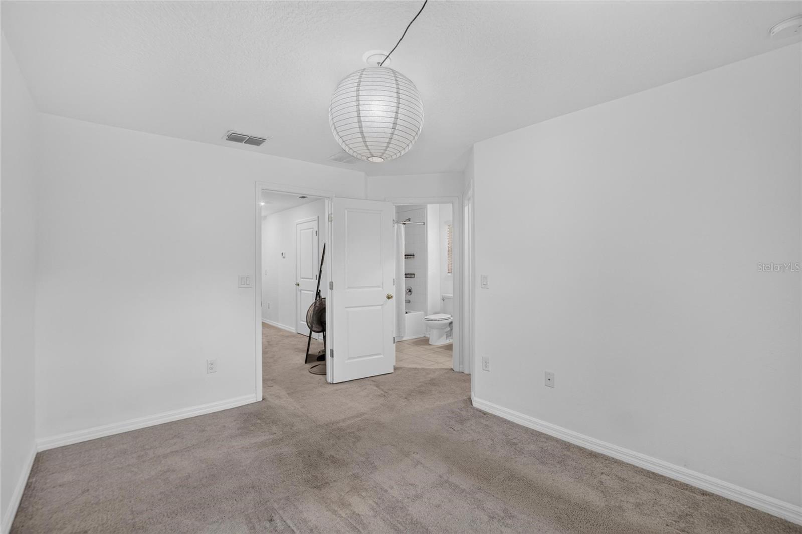 2597 CHARLAN — photo 31