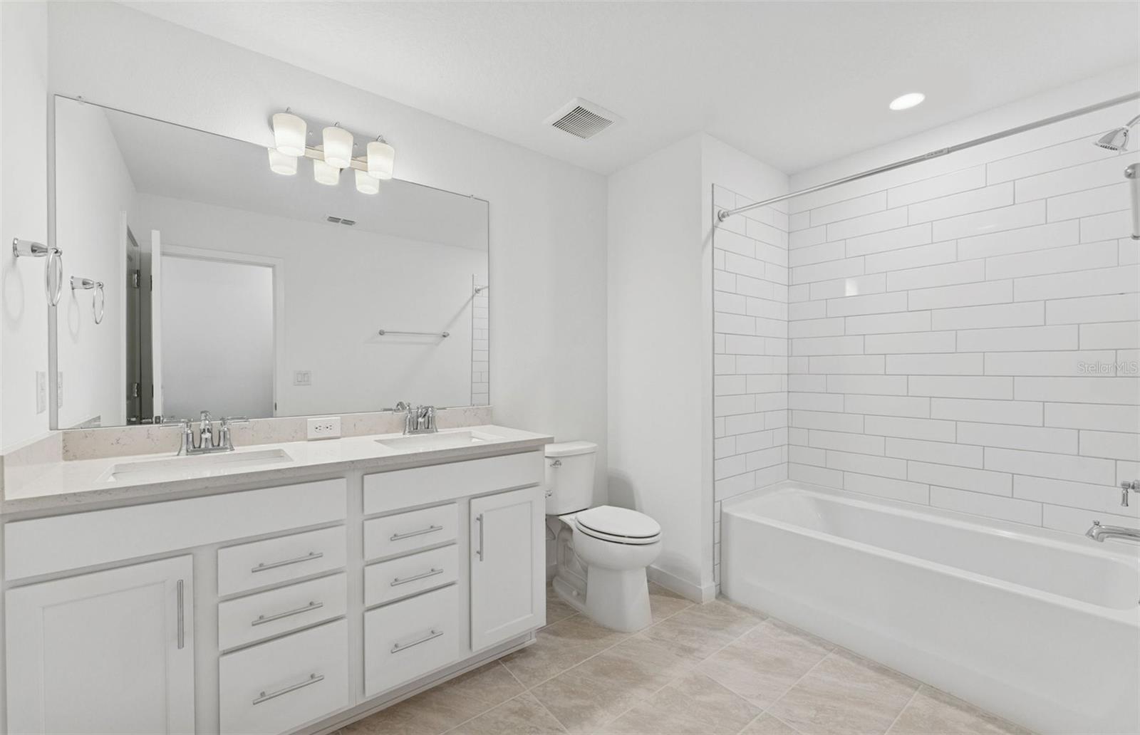 9740 CRESCENT MOON DR — photo 17