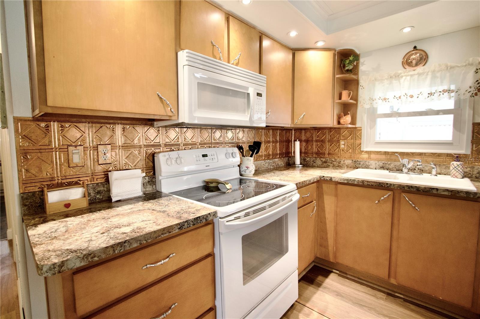 2123 OAHU DR — photo 6