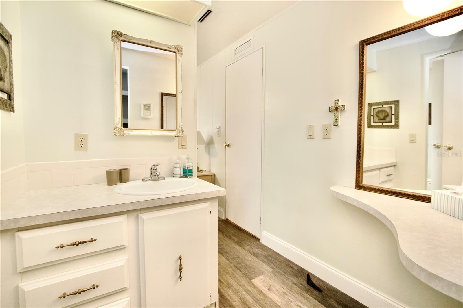 2123 OAHU DR — photo 13