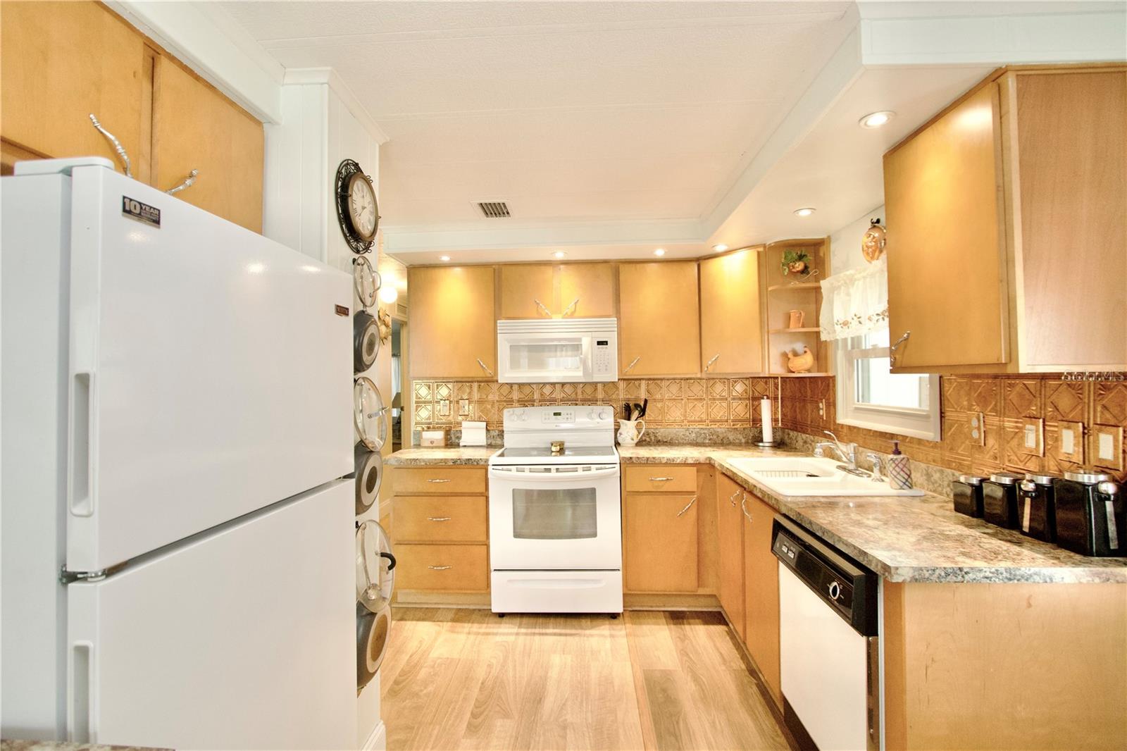 2123 OAHU DR — photo 5