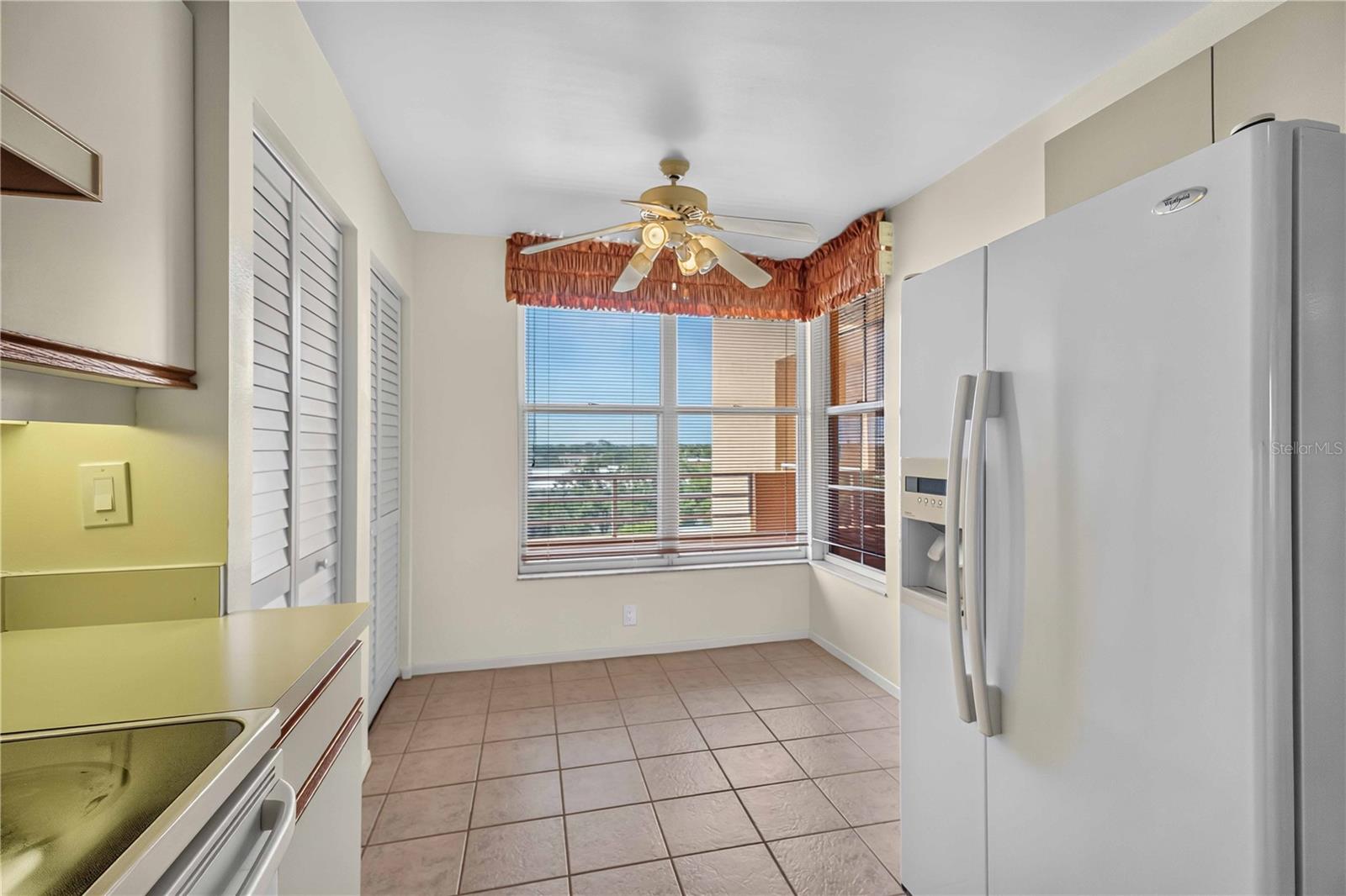 4550 PINEBROOK CIR #605 — photo 11