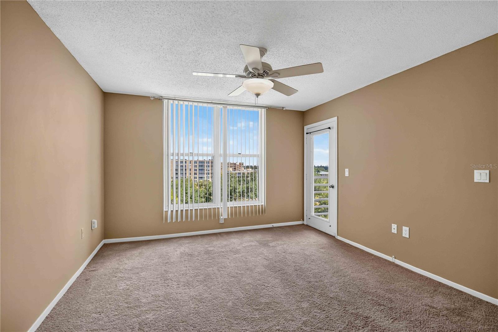 4550 PINEBROOK CIR #605 — photo 20