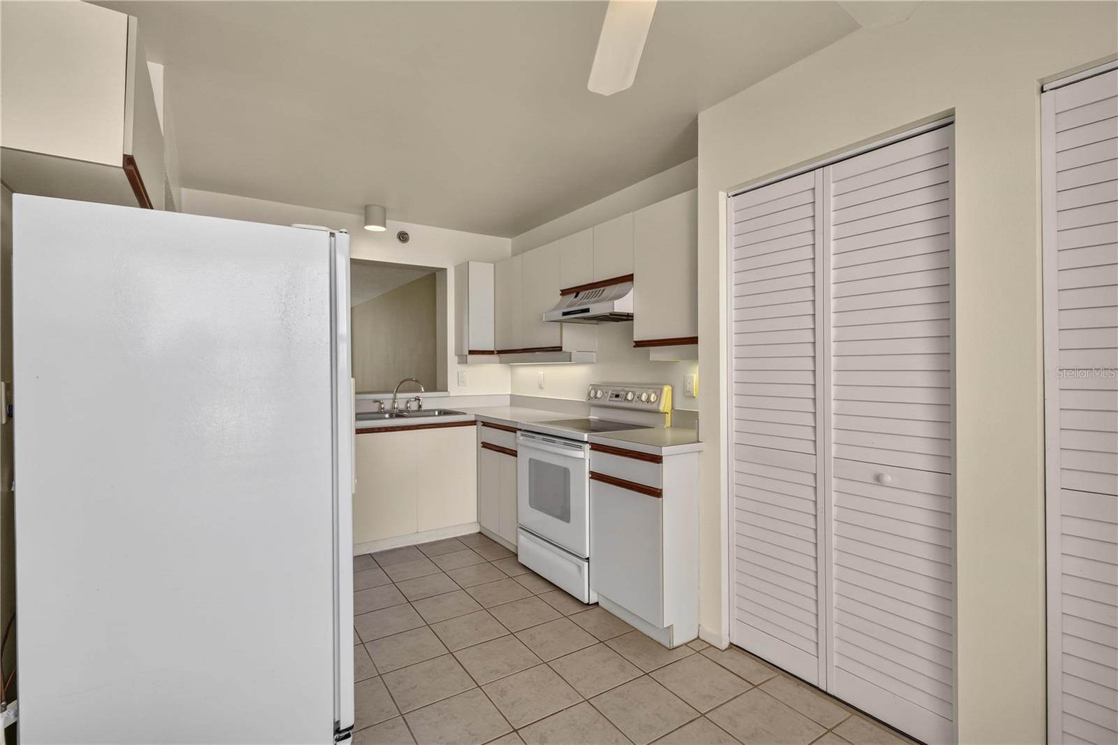 4550 PINEBROOK CIR #605 — photo 13