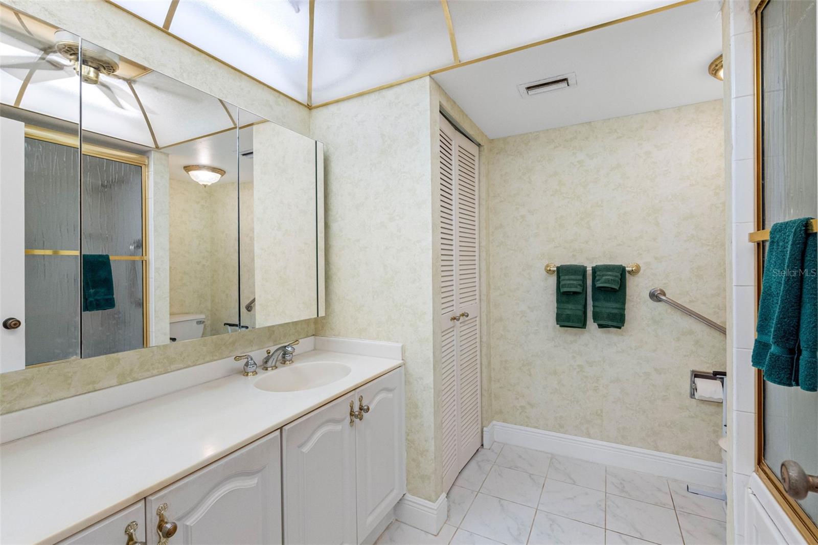 1430 GULF BLVD #501 — photo 33