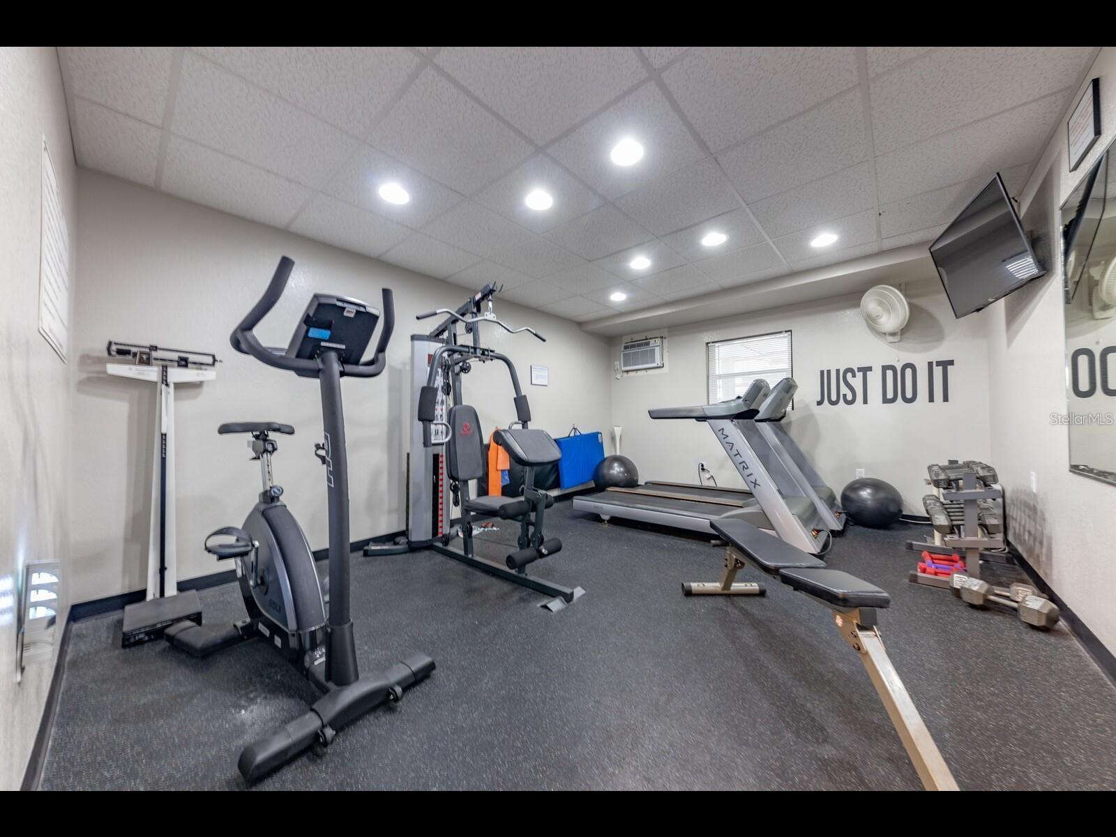 1430 GULF BLVD #501 — photo 44