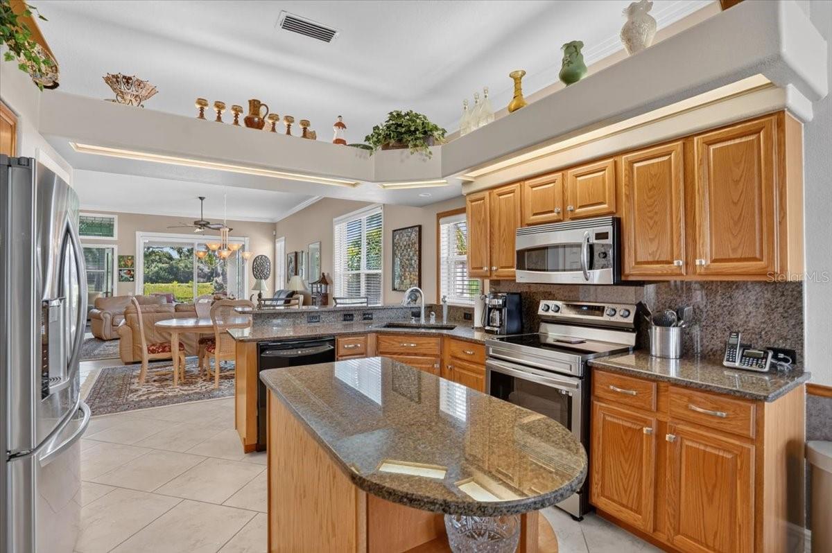 7128 DREWRYS BLF — photo 11