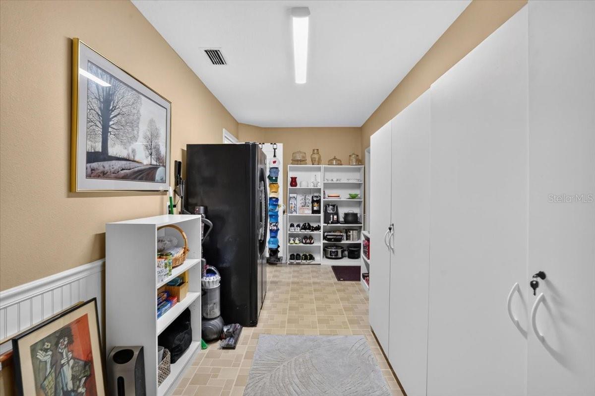 7128 DREWRYS BLF — photo 16