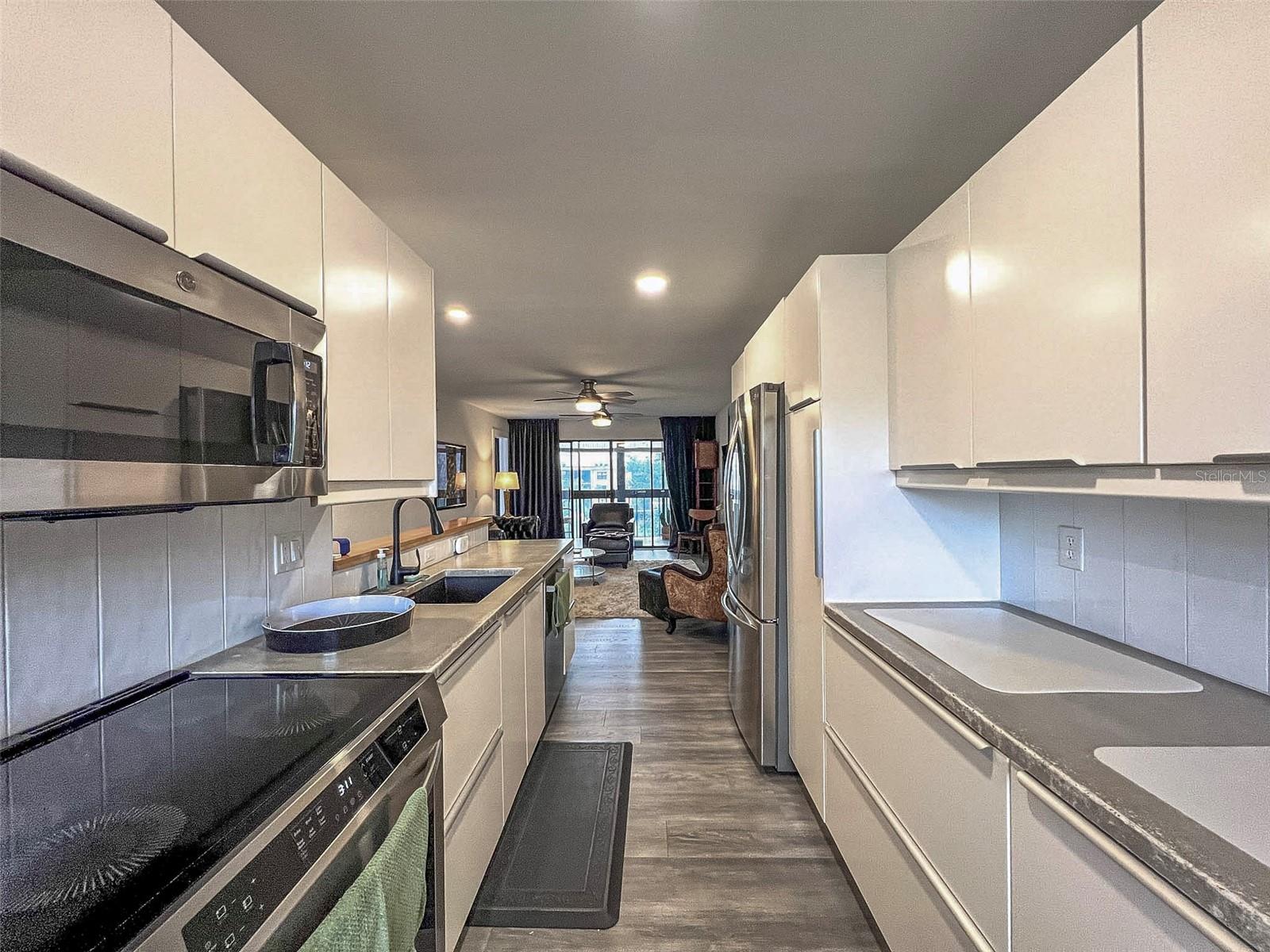 625 30TH AVE W #G402 — photo 5